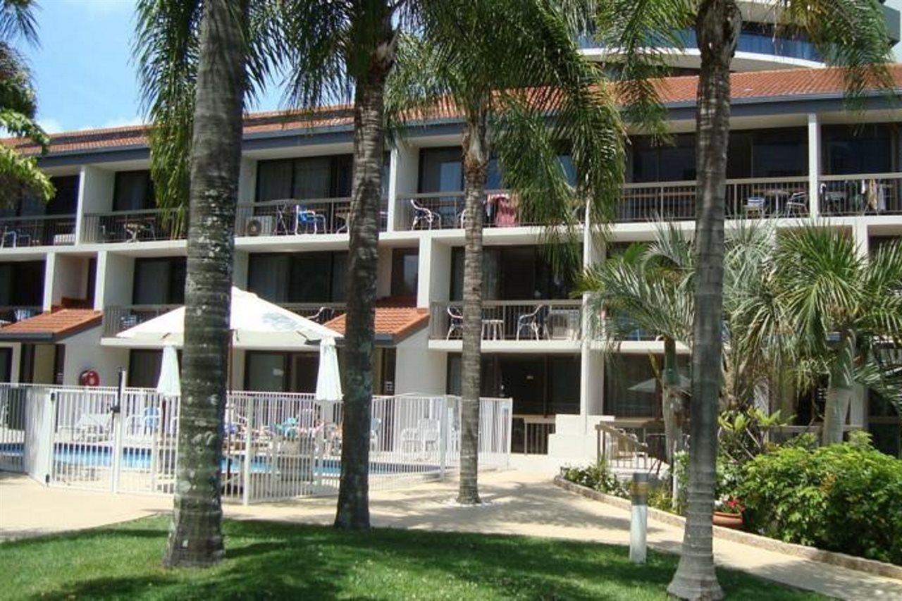 Burleigh Palms Holiday Apartments Gold Coast Exterior photo